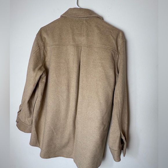 Old Navy Tan Shacket. Unisex - Picture 8 of 12